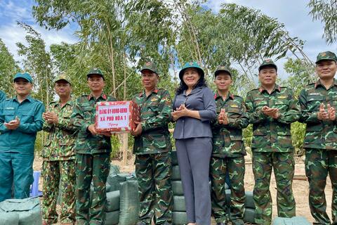 Lãnh đạo xã Phú Hòa 1 kiểm tra thực địa và động viên lực lượng tham gia chuẩn bị diễn tập tác chiến xã trong khu vực phòng thủ năm 2026