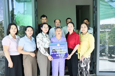 Bàn giao nhà Đại đoàn kết của Tổng Bí thư, Chủ tịch nước Tô Lâm trao tặng