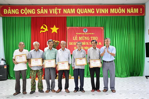 Xã Phú Hòa 1 tổ chức lễ mừng thọ người cao tuổi năm 2026